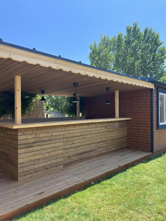 Seaside Bungalow Town Hotel Анталия Екстериор снимка